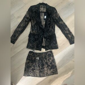 Fashion Luxe /Fashion nova Brand new black Floral Embroidered Blazer Skirt Set